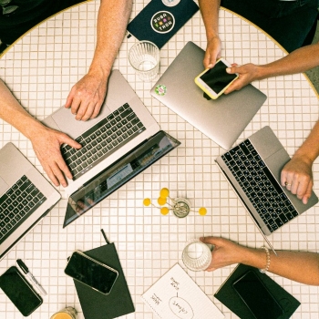 La communication au sein des entreprises, le pari des dirigeants pour demain La communication au sein des entreprises, le pari des dirigeants pour demain